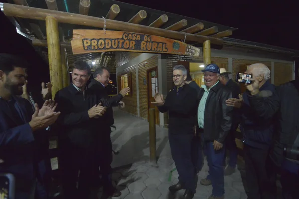 Governador destaca avanços do setor agropecuário em inauguração da sede do Sindicato dos Produtores Rurais de Bom Jesus do Amparo