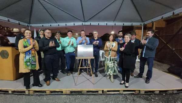 Governador destaca avanços do setor agropecuário em inauguração da sede do Sindicato dos Produtores Rurais de Bom Jesus do Amparo