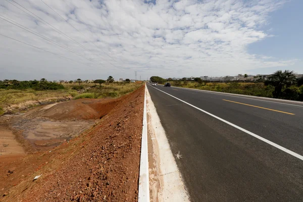 Vistoria obra de complementação dos serviços de melhoramento e pavimentação do Contorno Sul de Uberlândia e adequação com a MGC-455