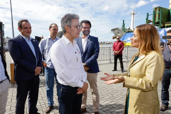 Minas Gerais começa o envio de lítio do Vale do Jequitinhonha para fora do Brasil