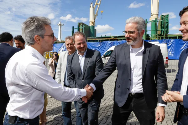 Minas Gerais começa o envio de lítio do Vale do Jequitinhonha para fora do Brasil