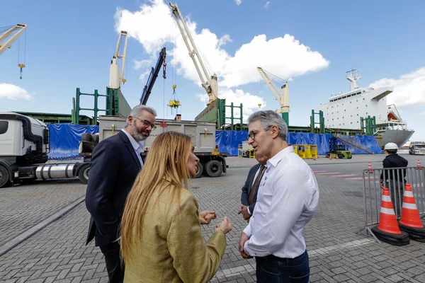 Minas Gerais começa o envio de lítio do Vale do Jequitinhonha para fora do Brasil