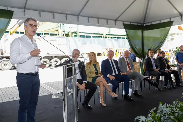 Minas Gerais começa o envio de lítio do Vale do Jequitinhonha para fora do Brasil