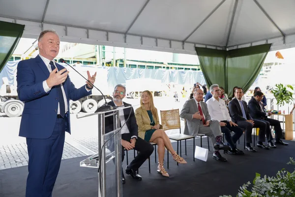 Minas Gerais começa o envio de lítio do Vale do Jequitinhonha para fora do Brasil