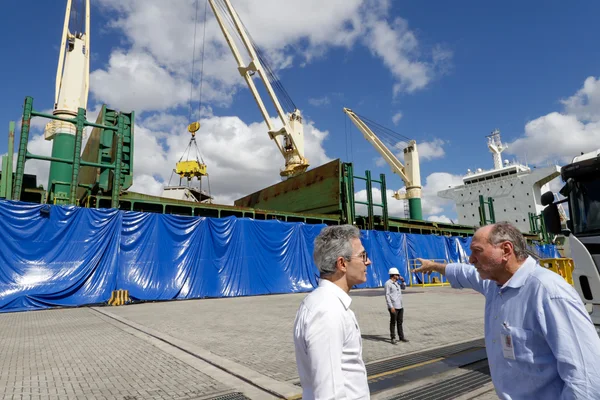 Minas Gerais começa o envio de lítio do Vale do Jequitinhonha para fora do Brasil