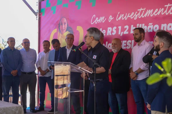Governador ressalta importância da formação profissional de jovens em inauguração de pedra fundamental da nova escola do Sesi em BH