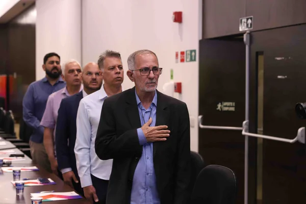 Governo de Minas reúne prefeitos da Grande BH para ouvir demandas dos municípios