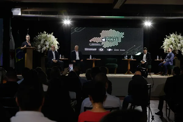 Governador destaca produtividade econômica do estado no Circuito E-Minas 2023