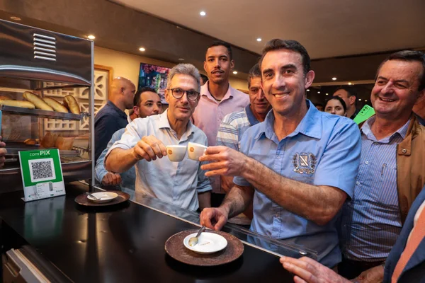  Governo firma parceria com empresa australiana para investimento de mais de R$ 1 bilhão em Poços de Caldas