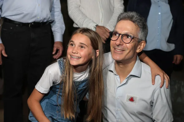  Governo firma parceria com empresa australiana para investimento de mais de R$ 1 bilhão em Poços de Caldas