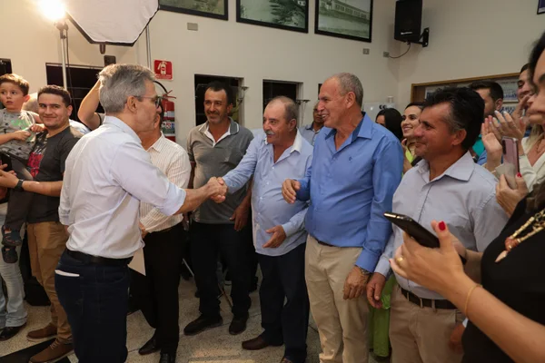  Governo firma parceria com empresa australiana para investimento de mais de R$ 1 bilhão em Poços de Caldas