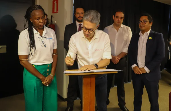 Governo de Minas e Unicef firmam parceria para ampliar oportunidades de trabalho para adolescentes e jovens