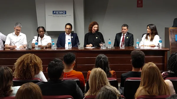 Governo de Minas e Unicef firmam parceria para ampliar oportunidades de trabalho para adolescentes e jovens