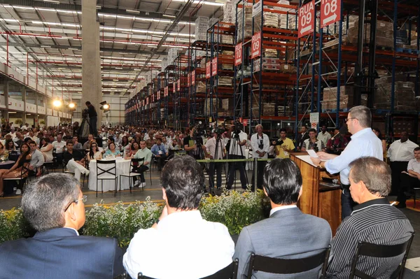 Anastasia apontou crescimento do grupo Bahamas como símbolo do desenvolvimento da Zona da Mata 
