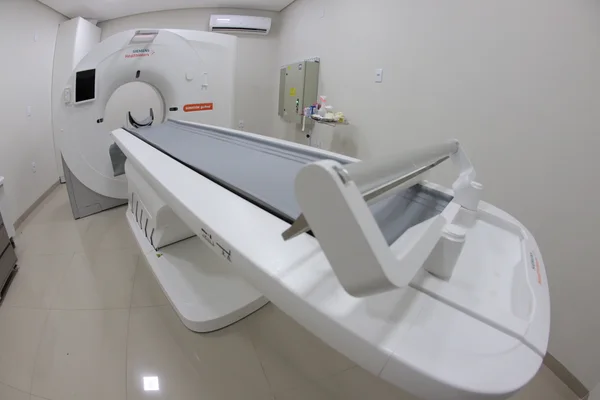 Governador participa de inauguração de serviço de tomografia no Hospital Vale do Jequitinhonha