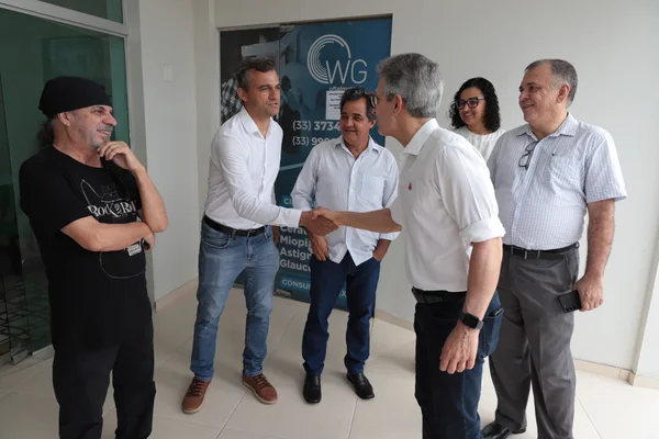 Governador participa de inauguração de serviço de tomografia no Hospital Vale do Jequitinhonha