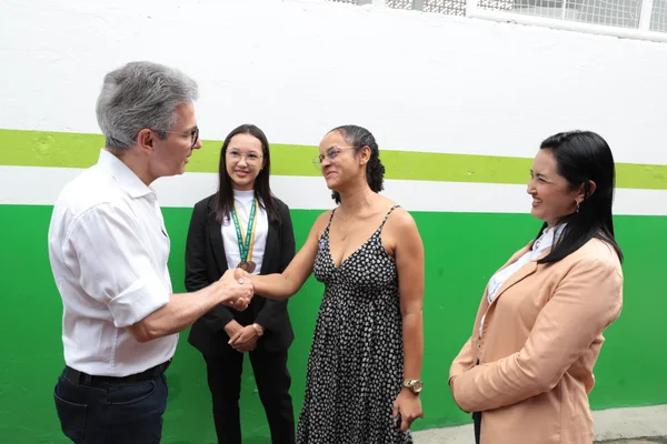 Governador participa de inauguração de serviço de tomografia no Hospital Vale do Jequitinhonha