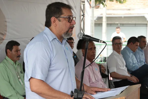Governador participa de inauguração de serviço de tomografia no Hospital Vale do Jequitinhonha