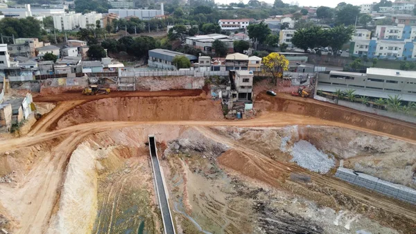 Obras de contenção de cheias avançam e vão beneficiar cerca de 46 mil pessoas na RMBH