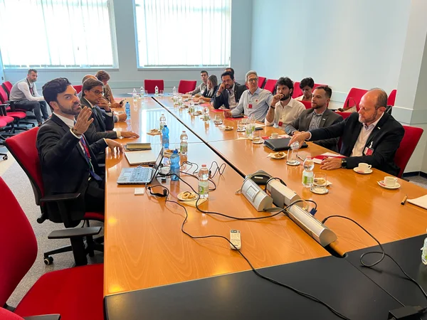 Reunião com representantes da empresa Agusta Leonardo