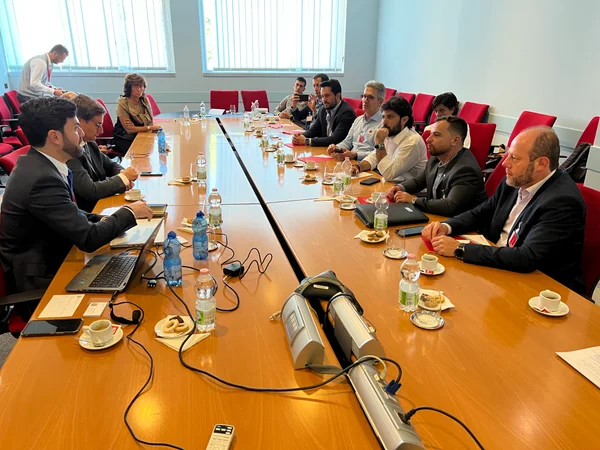 Reunião com representantes da empresa Agusta Leonardo