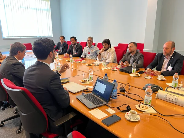 Reunião com representantes da empresa Agusta Leonardo