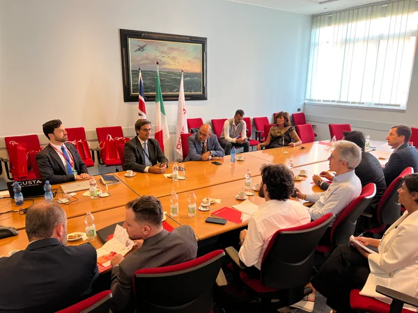 Reunião com representantes da empresa Agusta Leonardo