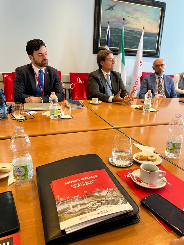 Reunião com representantes da empresa Agusta Leonardo