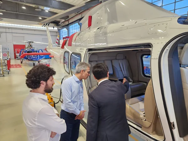 Reunião com representantes da empresa Agusta Leonardo