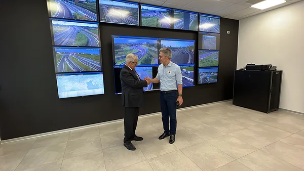 Governador e comitiva vistoriam rodovia italiana que inspirou o projeto do Rodoanel Metropolitano de BH