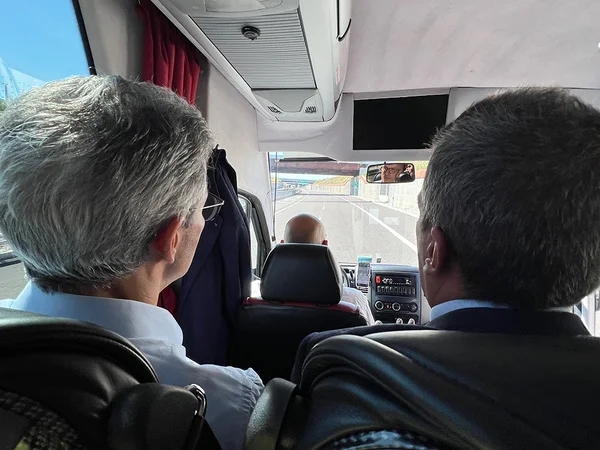 Governador e comitiva vistoriam rodovia italiana que inspirou o projeto do Rodoanel Metropolitano de BH