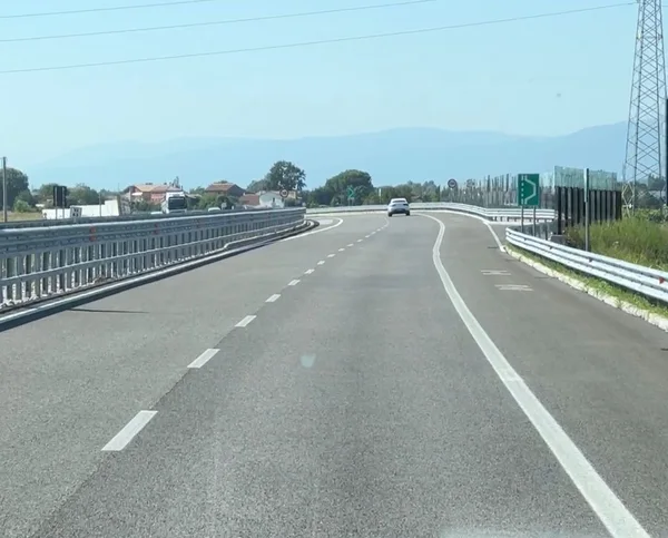 Governador e comitiva vistoriam rodovia italiana que inspirou o projeto do Rodoanel Metropolitano de BH