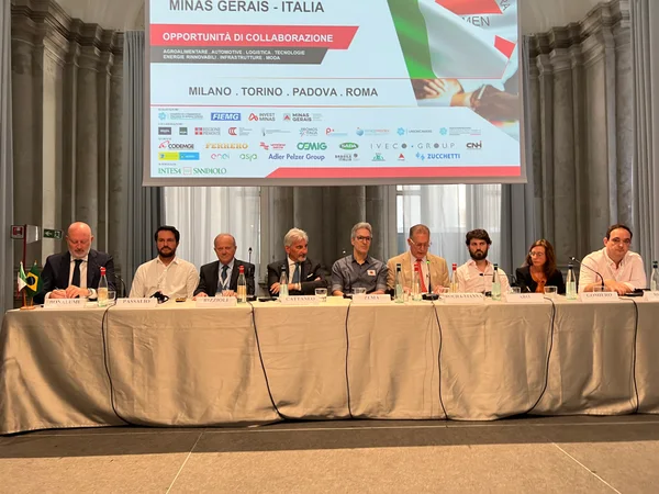 Governador apresenta potenciais de Minas Gerais a empresários e autoridades em Milão