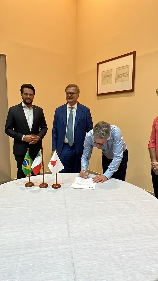 Governo de Minas atrai R$ 152 mi para instalação de empresa de energia limpa na Grande BH