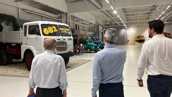 Estado firma acordo na Itália para atração de investimentos para a indústria automotiva