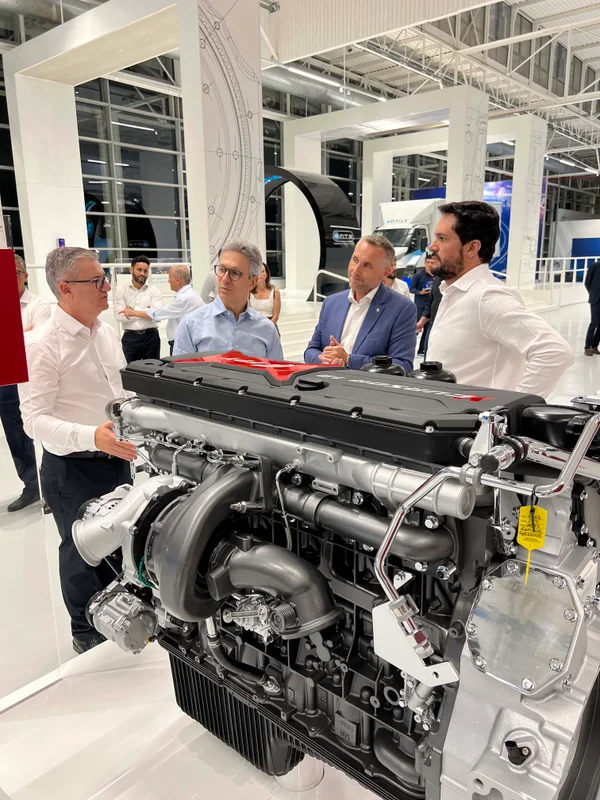 Estado firma acordo na Itália para atração de investimentos para a indústria automotiva