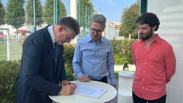Governo de Minas firma parceria com a Ferrero para desenvolver parque esportivo inovador em Poços de Caldas, no Sul do estado