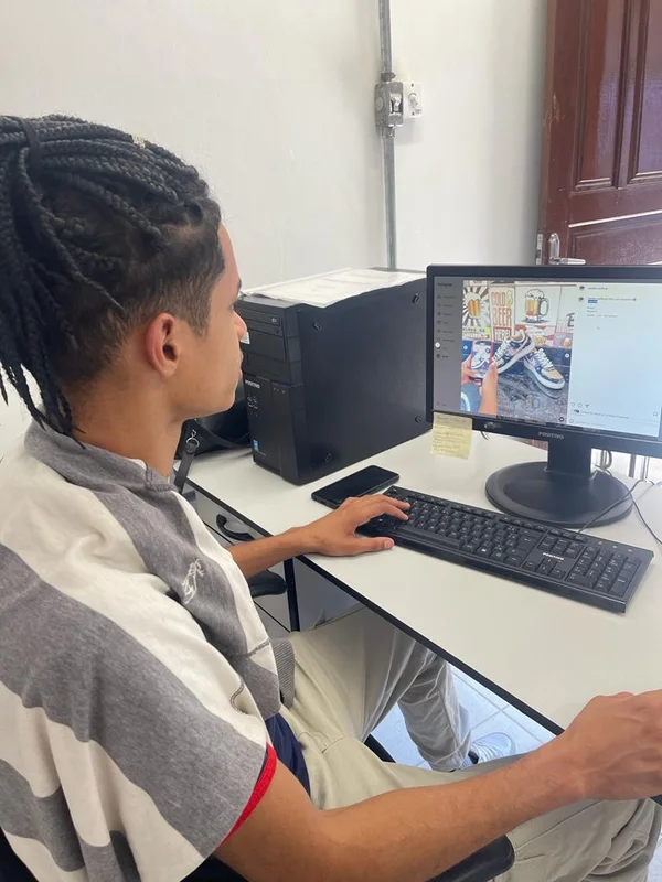 Educação financeira ajuda jovens da rede estadual a empreenderem e investirem em negócio próprio para mudar realidade social