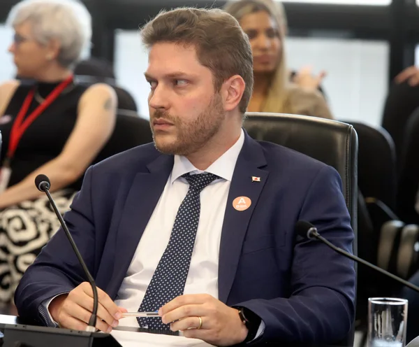 Governador sanciona Lei Izidora e encerra impasse histórico da ocupação na região Norte de Belo Horizonte