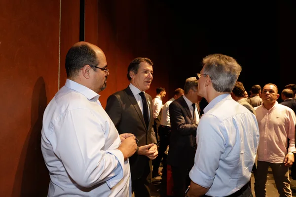 Governo de Minas assina Termo Aditivo que dá autonomia às prefeituras para gestão de recursos da Saúde nos municípios