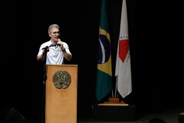 Governo de Minas assina Termo Aditivo que dá autonomia às prefeituras para gestão de recursos da Saúde nos municípios