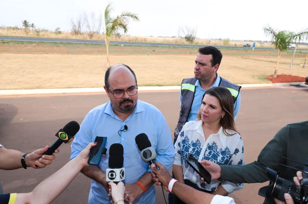 Governo de Minas entrega obras de recuperação funcional das rodovias AMG-2595 e AMG-2510, em Uberaba
