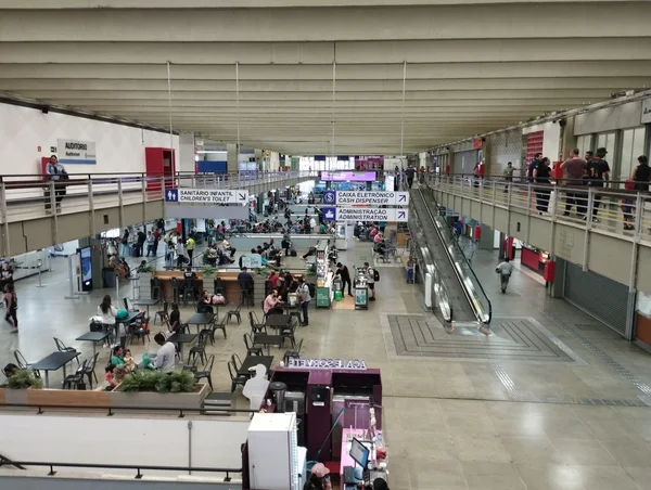 Um ano após concessão à iniciativa privada, Rodoviária de BH está mais moderna e confortável