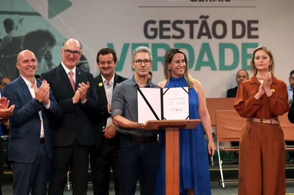 Governador formaliza posse de 188 gestores regionais selecionados pelo Programa Transforma Minas