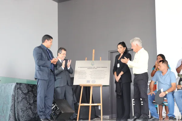 Polícia Civil inaugura nova sede de delegacia em Águas Formosas