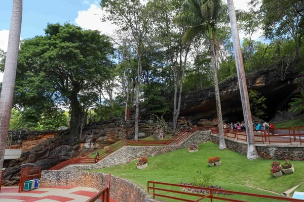 Gruta do Maquiné recebe montagem de ópera que estreia esta semana no Palácio das Artes 