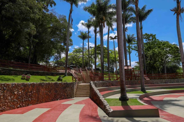Gruta do Maquiné recebe montagem de ópera que estreia esta semana no Palácio das Artes 