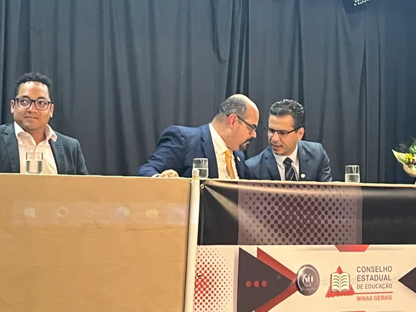 Vice-governador participa da comemoração pelos 60 anos do Conselho Estadual de Educação