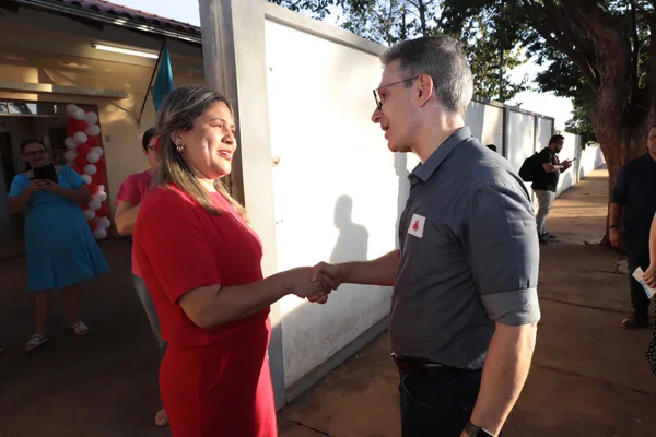 Governador vistoria entregas para a educação na região Central do estado