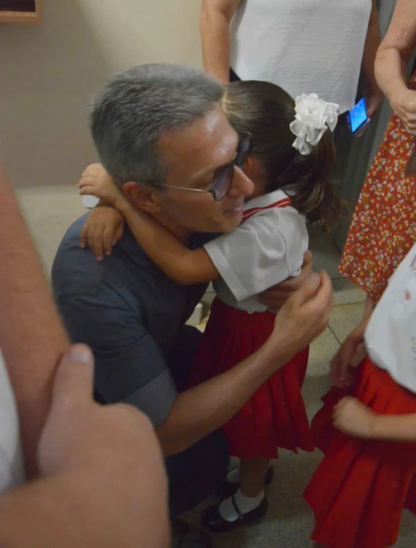 Governador vistoria entregas para a educação na região Central do estado